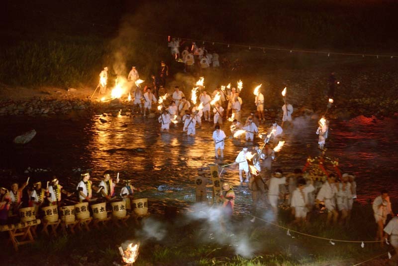 夏祭り17 名張川納涼花火大会 夏祭り17 三重県 徹底ガイド